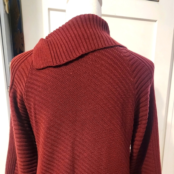 United States Sweaters for Women - Picture 5 of 12